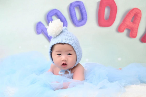 浚县四个月宝宝会翻身 浚县四个月宝宝会翻身